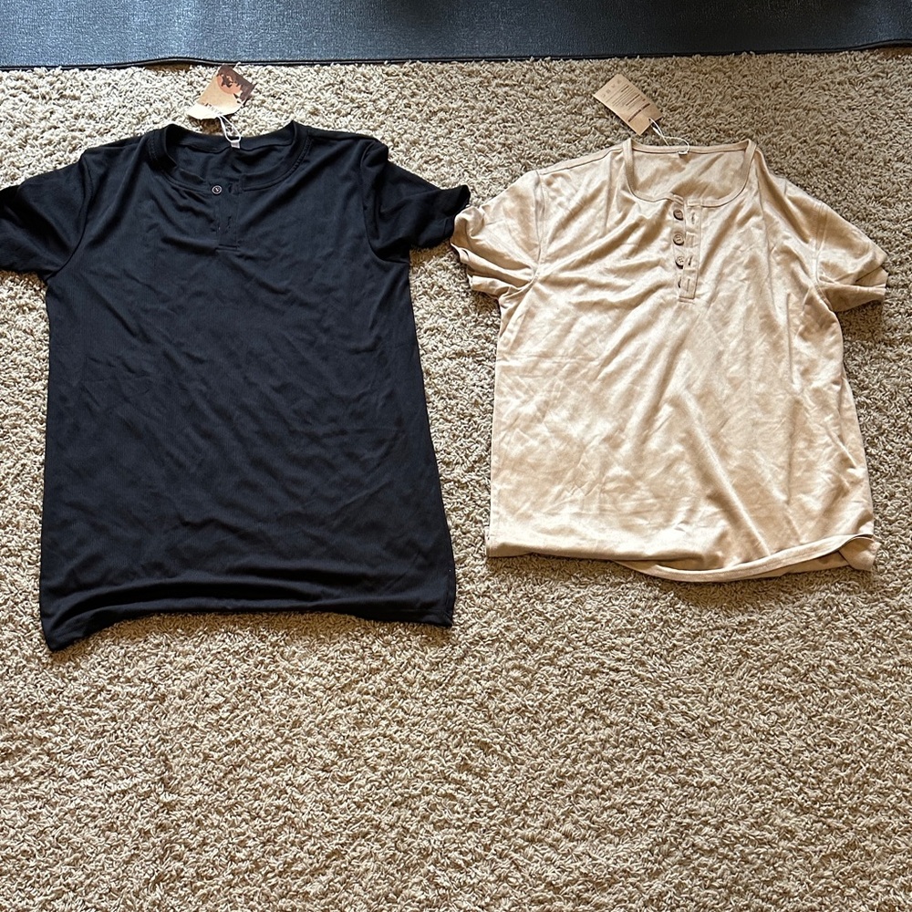 Men's Black and Cream Short Sleeve Tees